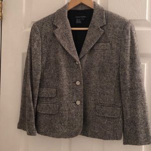 Vintage coffee/white tweed jacket w fancy buttons.